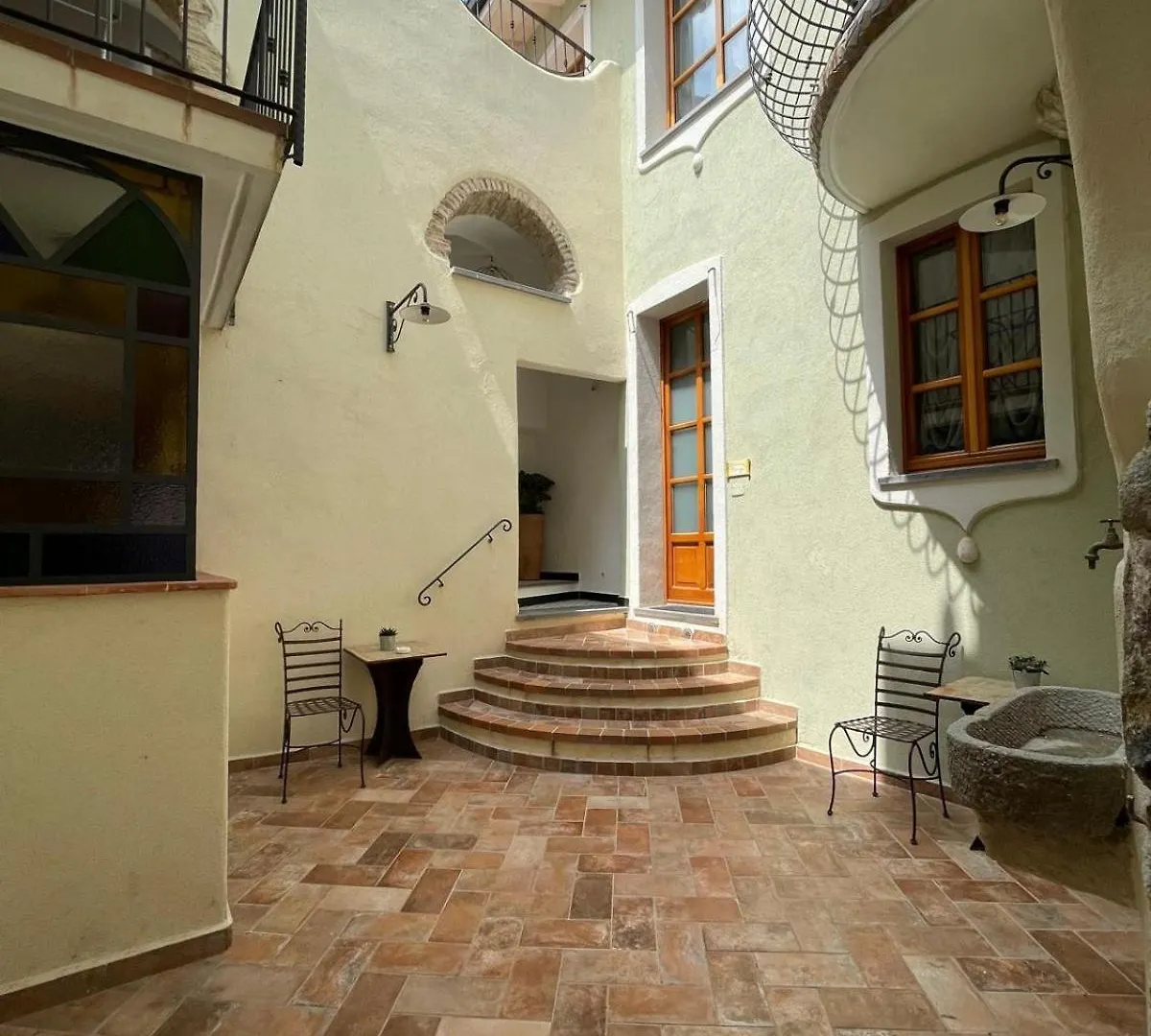 Maison d'hôtes Hotel A Burga Du Muntin à Spotorno Italie