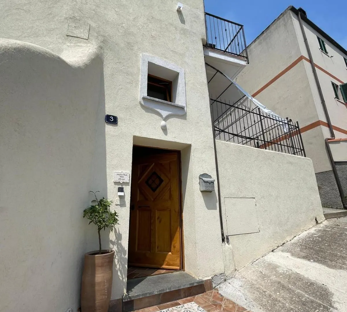 Hotel A Burga Du Muntin à Spotorno